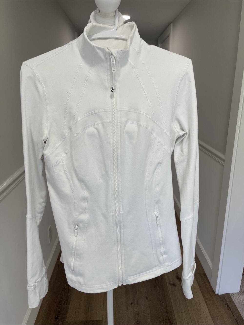 Lululemon Women Define Jacket All White Size 8 Full Zip Mock Neck Fitted Pockets